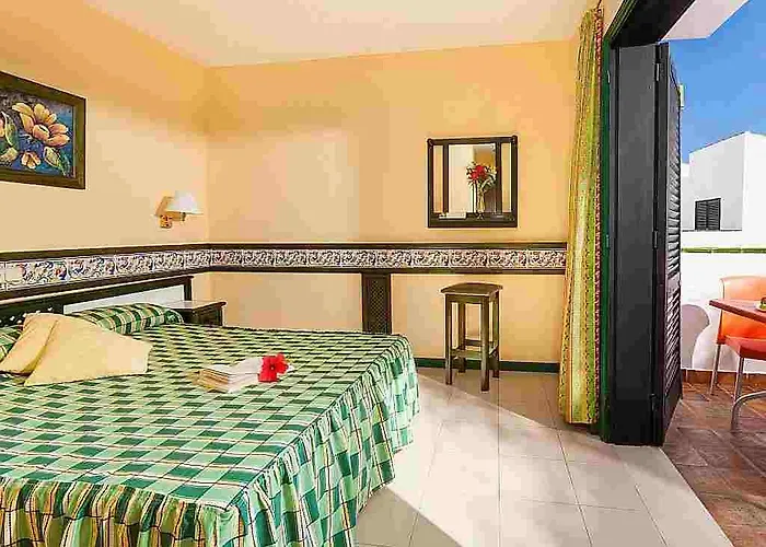 Bluesea Puerto Caleta 2*