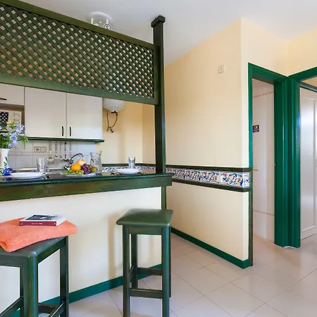 Bluesea Puerto Caleta Otel